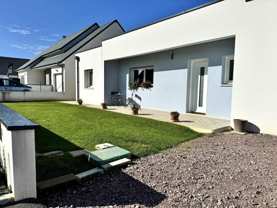 Vakantiehuis La Maison Bleue - Plain-pied Proche Plages Et Caen