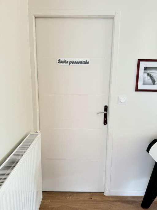 Hébergement de vacances La Maison Bleue - Plain-pied Proche Plages Et Caen *